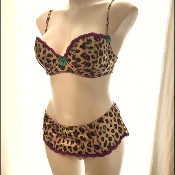 Victoria's Secret Other - Victoria’s Secret Leopard Bra Set 34D